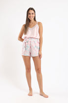 كارينا طقم بيجامة بلوزة حمالات من الدانتيل مع شورت