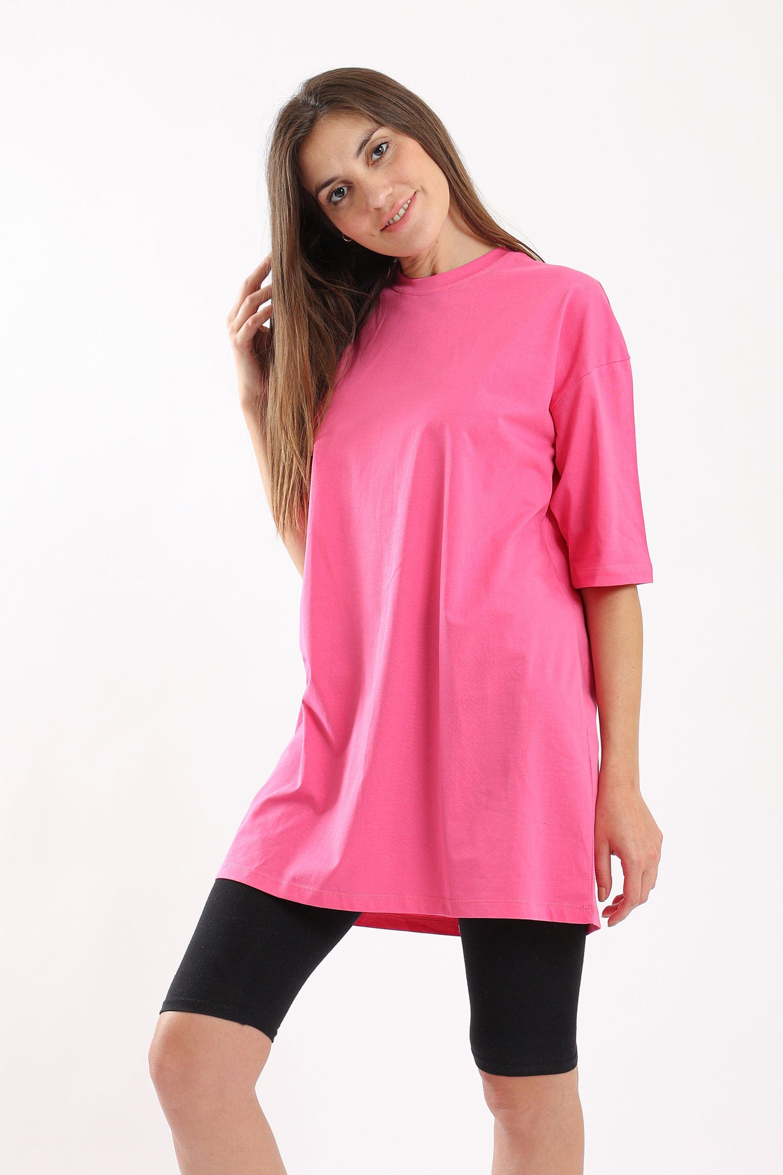 كارينا تي شيرت أوفر سايز بطبعة من الخلف