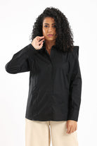 كارينا قميص سادة بأزرار أمامية كتف مدبب كم طويل