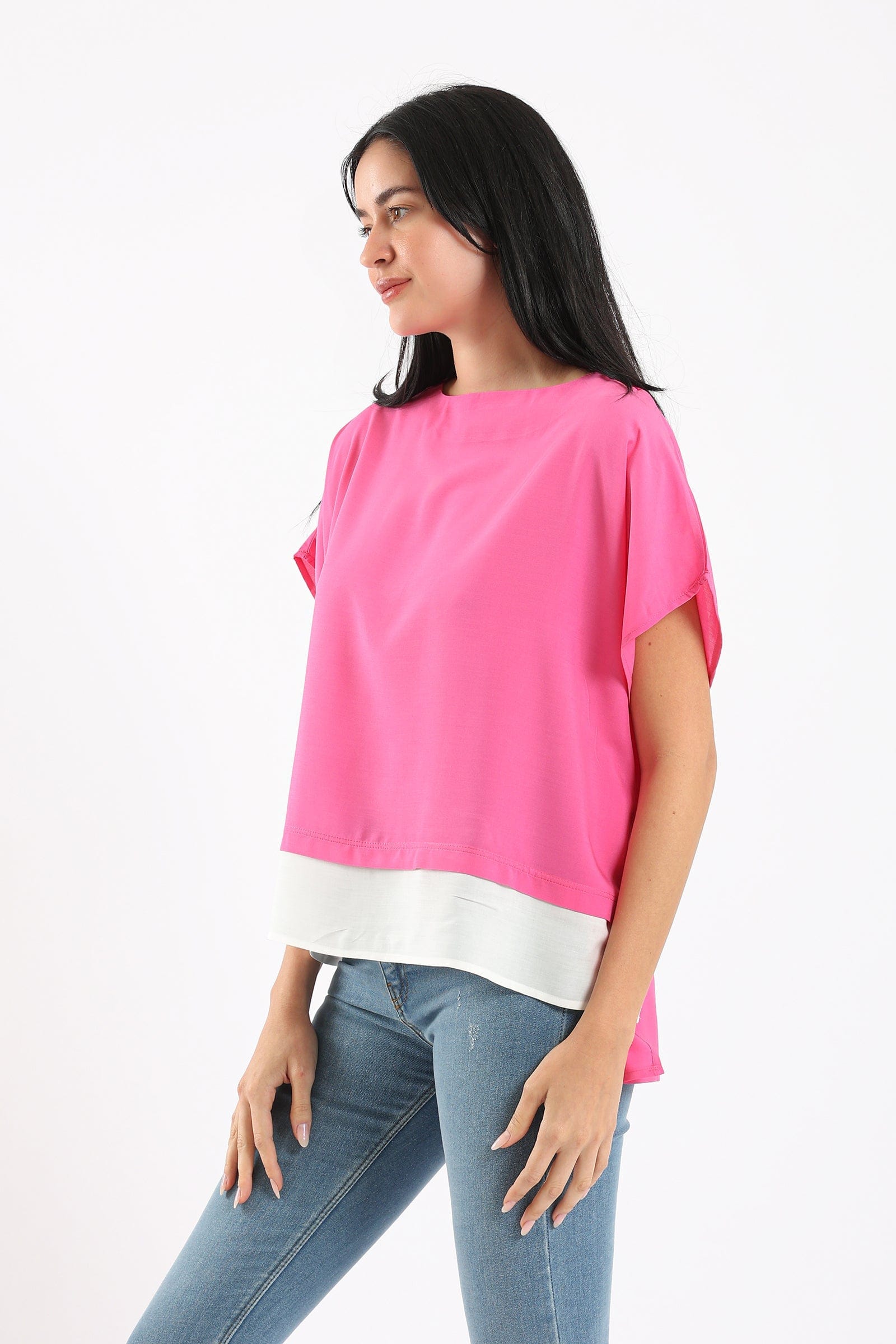 كارينا بلوزة حريمي سادة بحواف باللون الأبيض