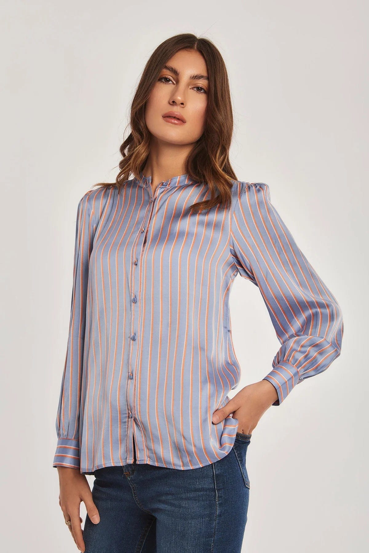 داليدرس بلوزة مخططة بالطول بأزرار أمامية أرجواني