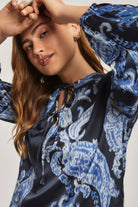 داليدرس بلوزة نسائية مطبوع بأكمام طويلة نيلي