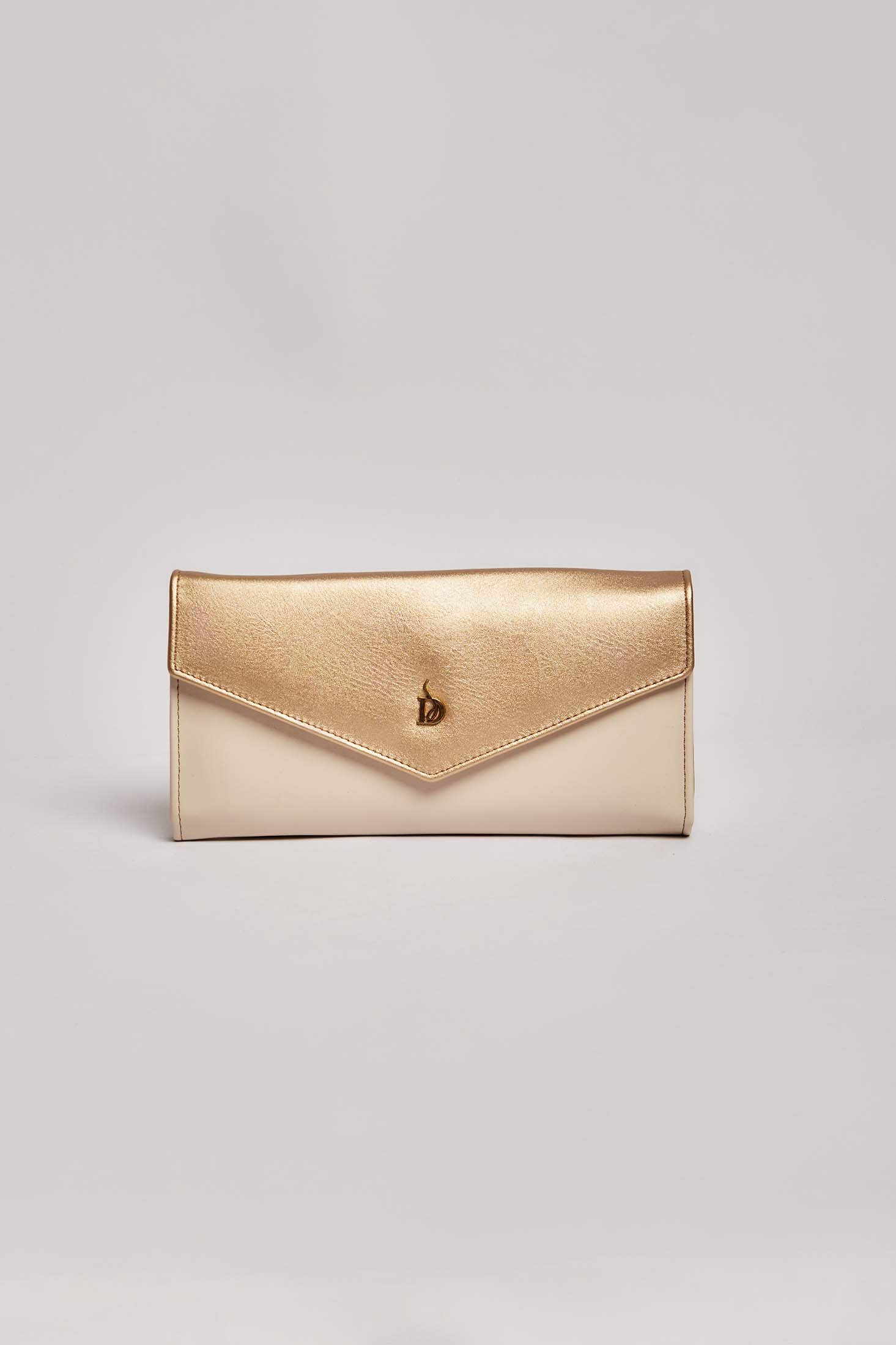 داليدرس محفظة نسائية جلد فضي وأبيض