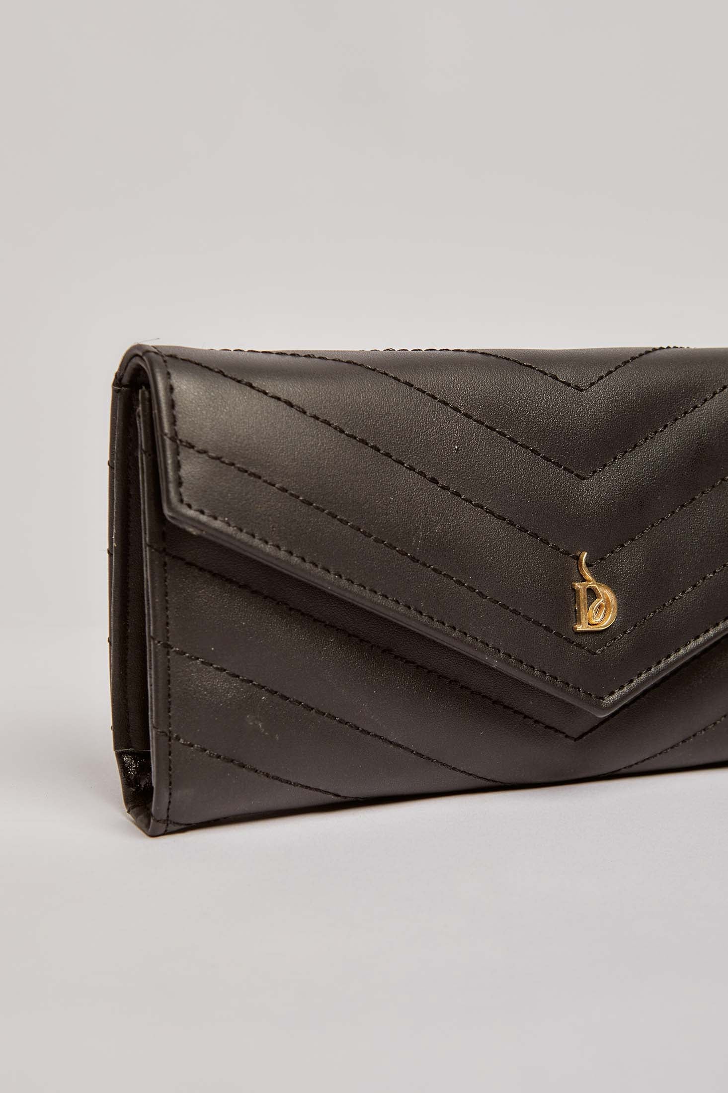 داليدرس محفظة نسائية جلد مخططة