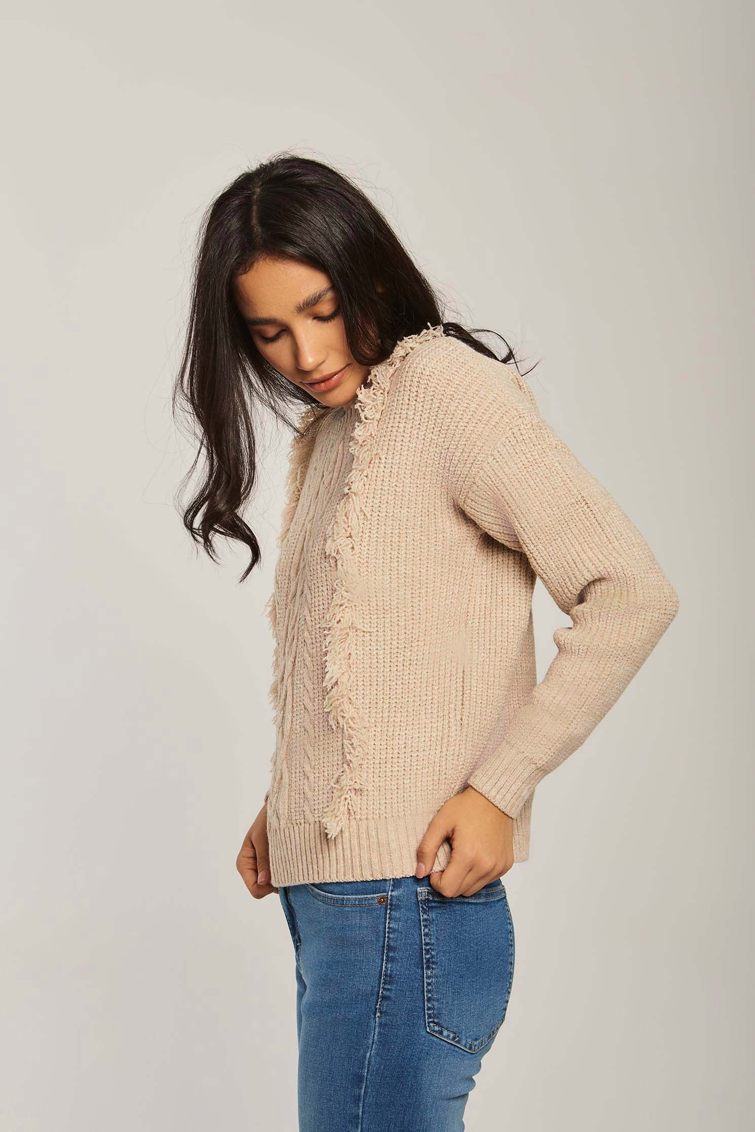 داليدرس بلوفر نسائي منسوج بكرانيش أوف وايت