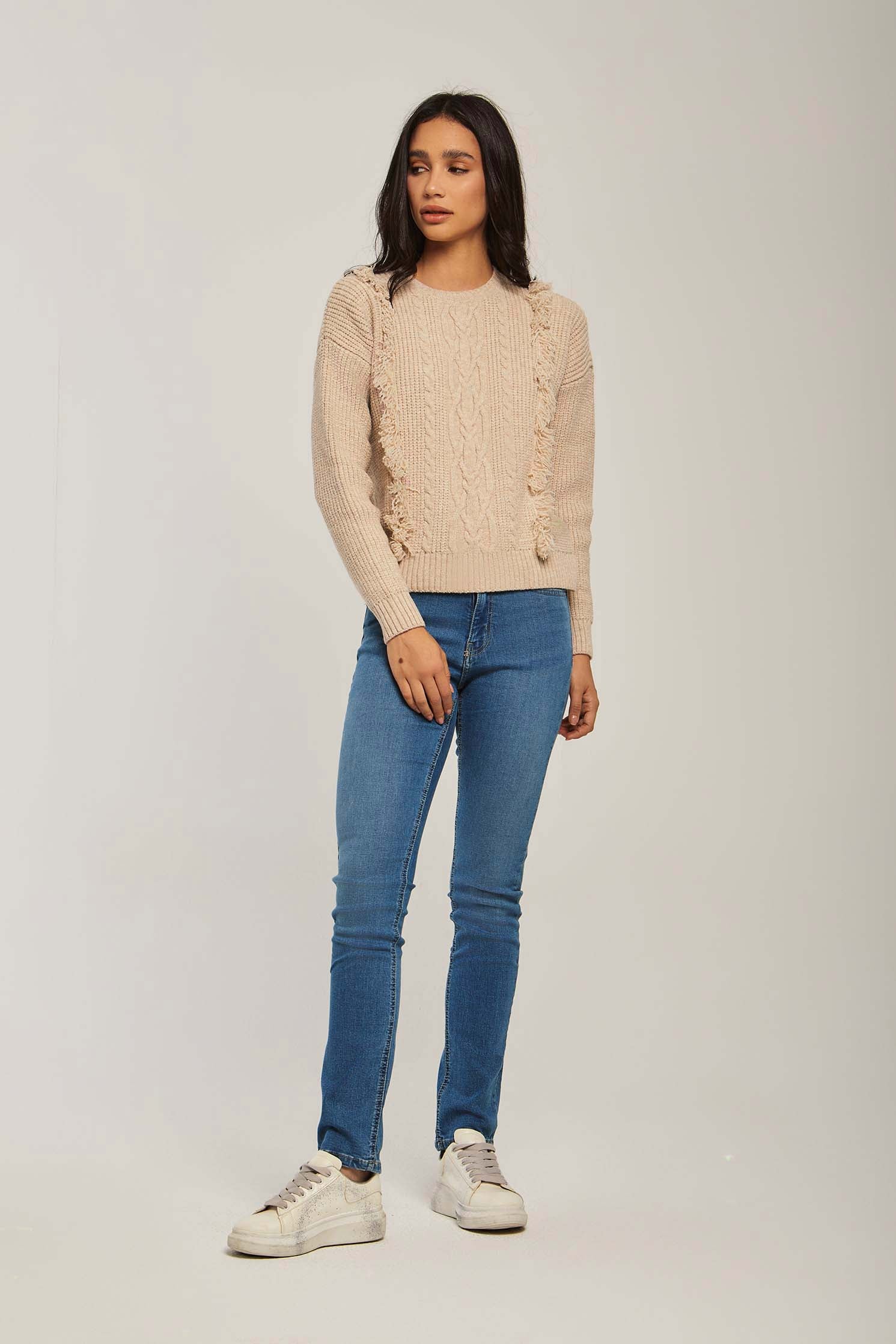 داليدرس بلوفر نسائي منسوج بكرانيش أوف وايت