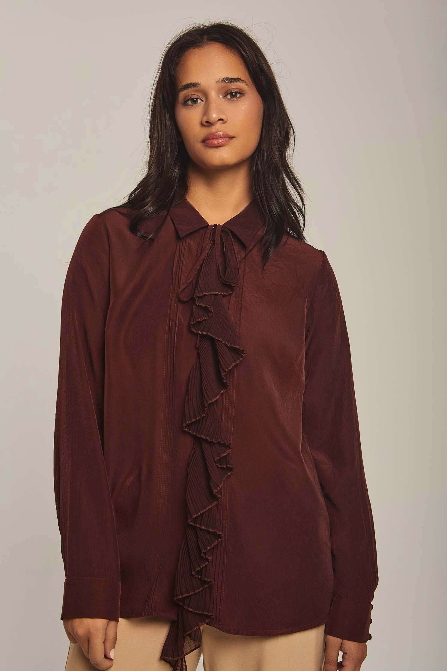 داليدرس بلوزة نسائية بكرانيش بالطول من المنتصف