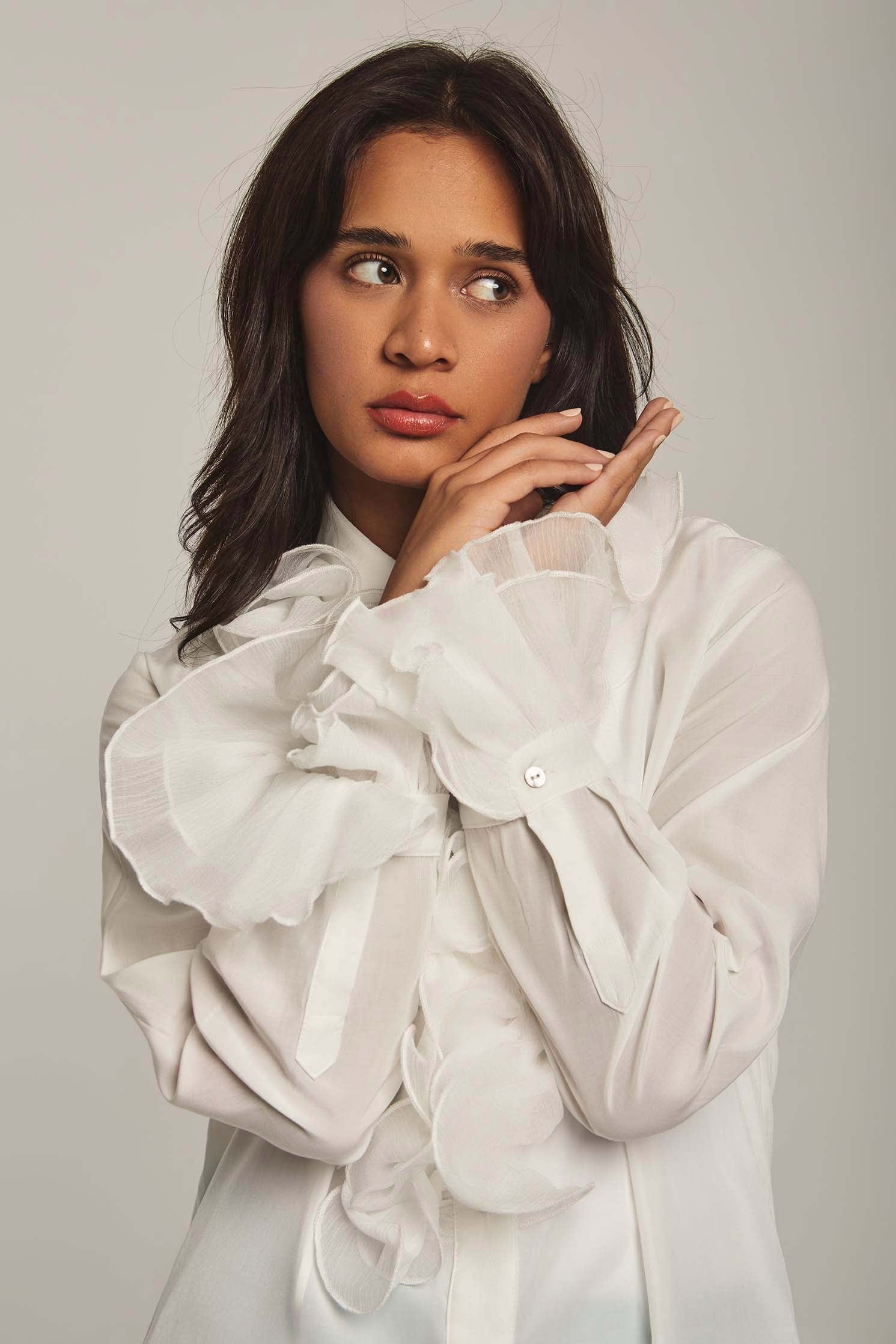 داليدرس بلوزة نسائية بكرانيش في المنتصف