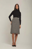 داليدرس تنورة نسائية قصيرة بكرانيش بني غامق