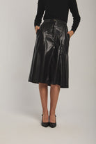 داليدرس تنورة نسائية قصيرة جلد أسود