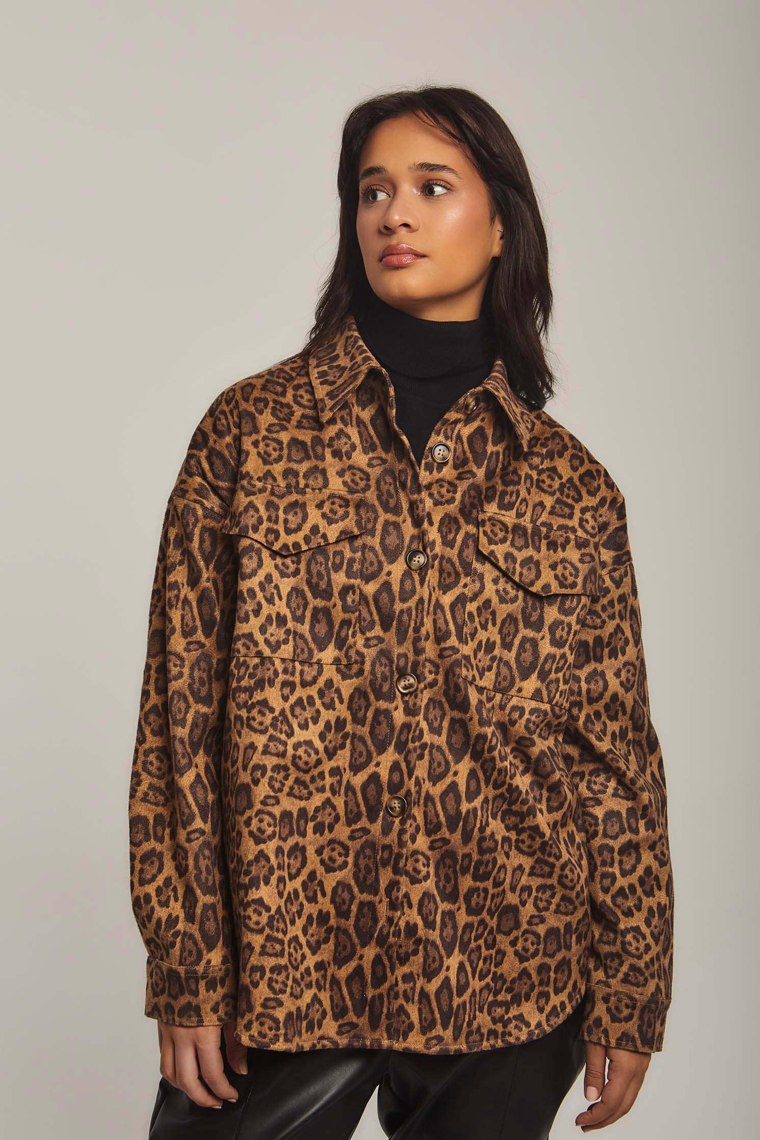 داليدرس قميص ثقيل نسائي بطبعة تايجر فهد