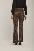 داليدرس بنطال نسائي بنمط نمري برتقالي محترق