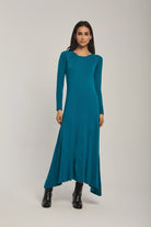 داليدرس فستان نسائي اسود ساده