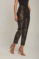 داليدرس بنطال نسائي رسمي قصير أخضر جيشي