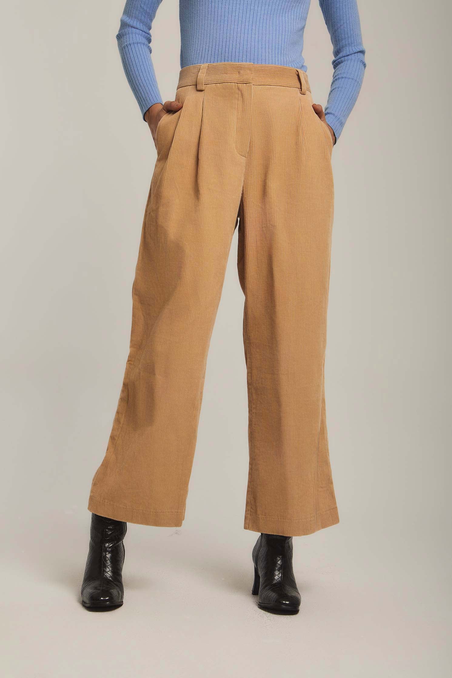 داليدرس بنطال نسائي مضلع بكسرات أصفر شاحب