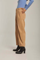 داليدرس بنطال نسائي مضلع بكسرات أصفر شاحب