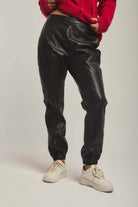 داليدرس بنطال نسائي جلد بجزء مطاطي أسود