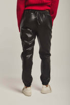 داليدرس بنطال نسائي جلد بجزء مطاطي أسود