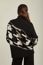 داليدرس بلوفر نسائي منسوج برقبة مرتفعة أسود