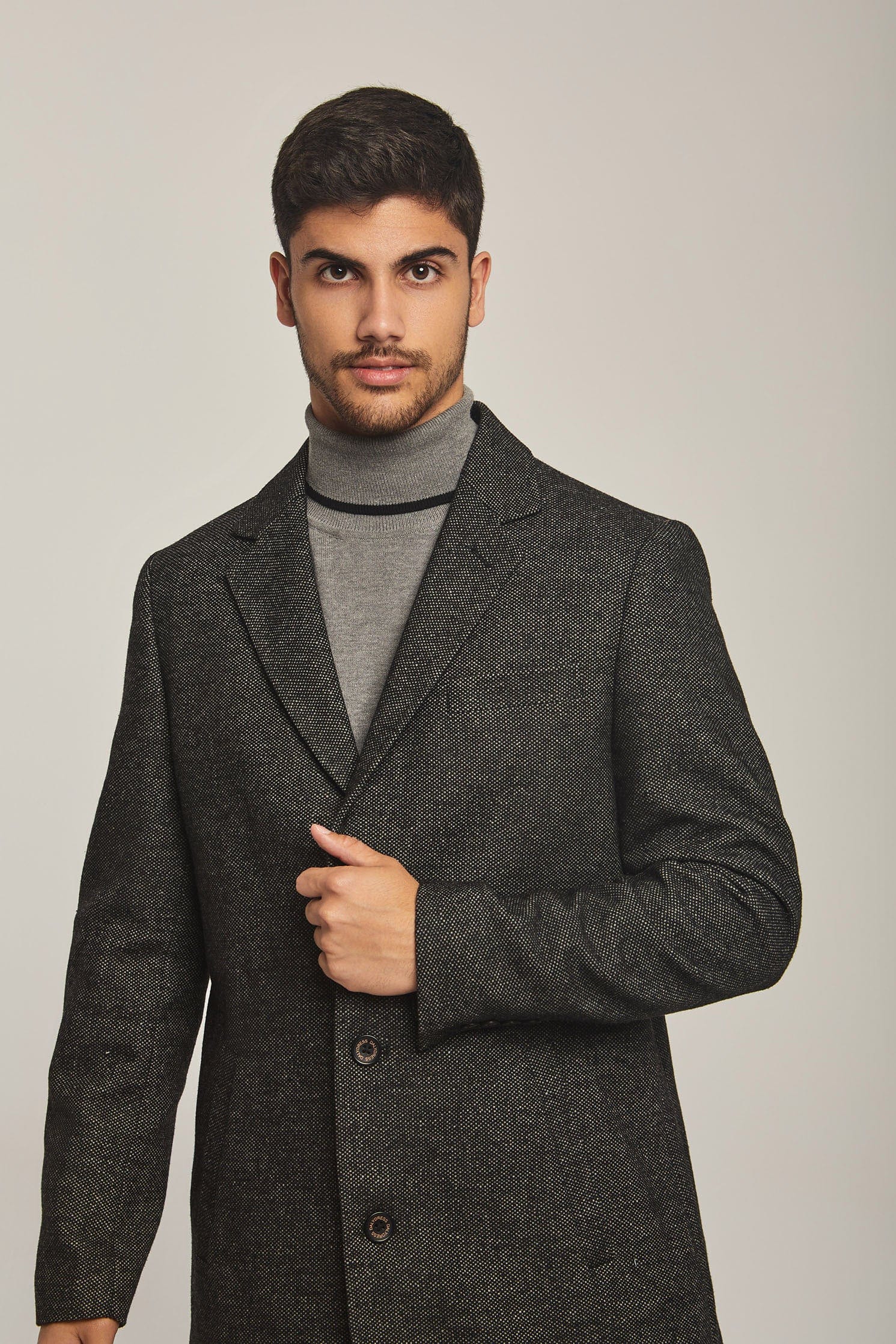 داليدرس بالطو رجالي طويل سادة أسود