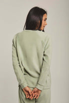 داليدرس بيجامة نسائية بتطريز خفيف على الصدر