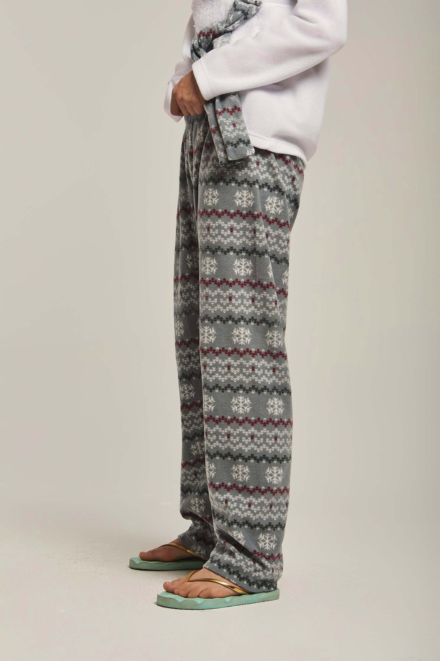 داليدرس بيجامة نسائية بتطريز حيوان أخضر غامق