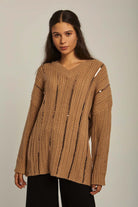 داليدرس بلوفر نسائي بفتحة رقبة V