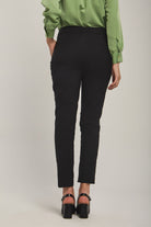 داليدرس بنطال نسائي ضيق رسمي بتوكة على الخصر أسود