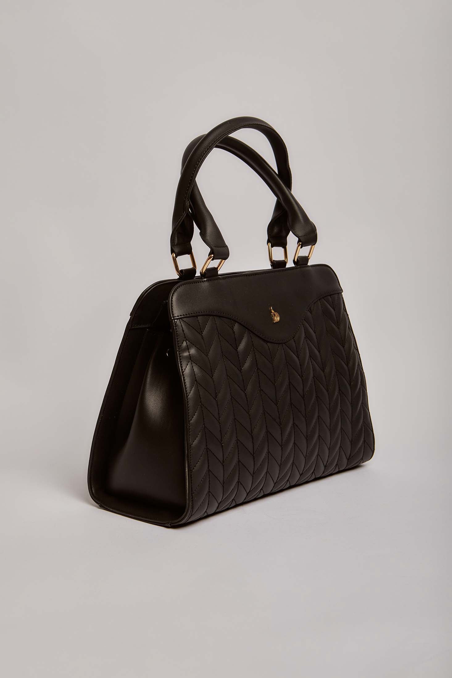 داليدرس شنطة جلد نسائي مطرزة أسود