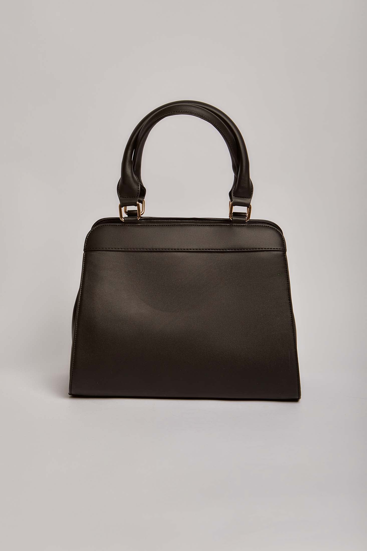 داليدرس شنطة جلد نسائي مطرزة أسود