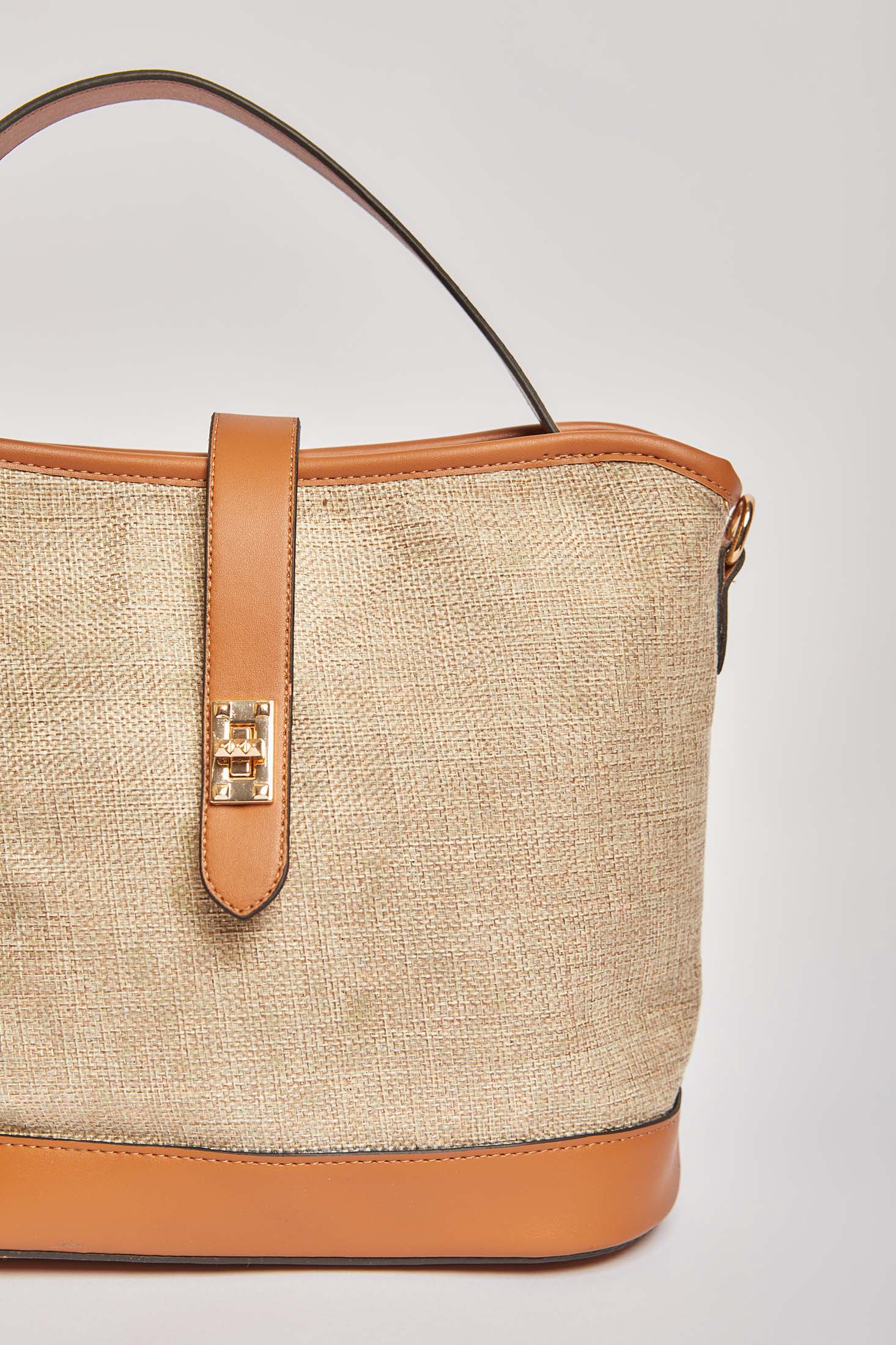 داليدرس شنطة نسائي بحزام بيج