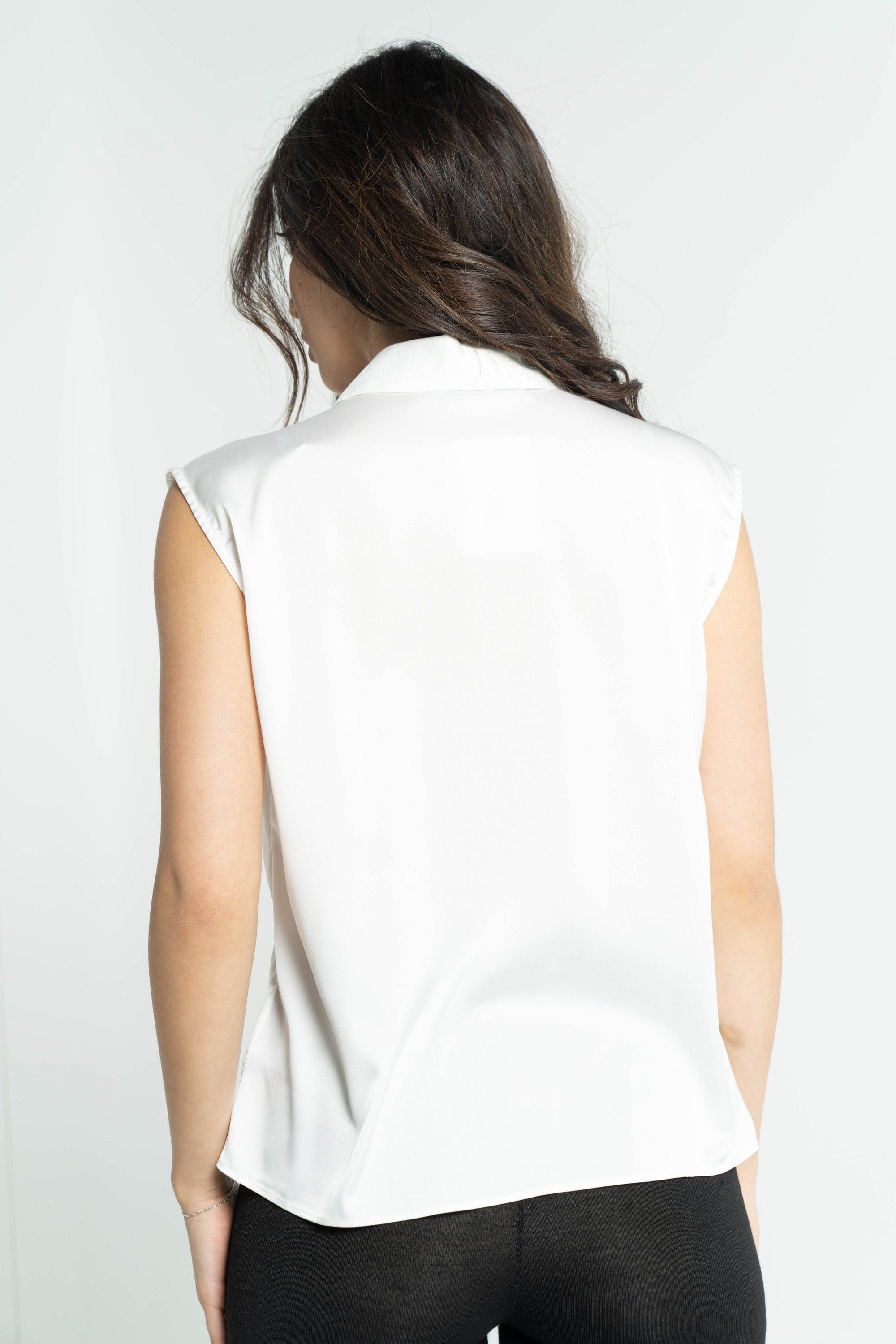 داليدرس بلوزة نسائي سادة كت بياقة وفتحة رقبة 7