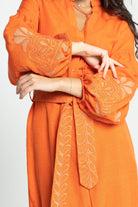 ببل فاشن فستان نسائي طويل منقوش من الكم ومن الاسفل وبحزام على الخصر