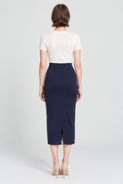 BS8033 navy_blue back - model Maria