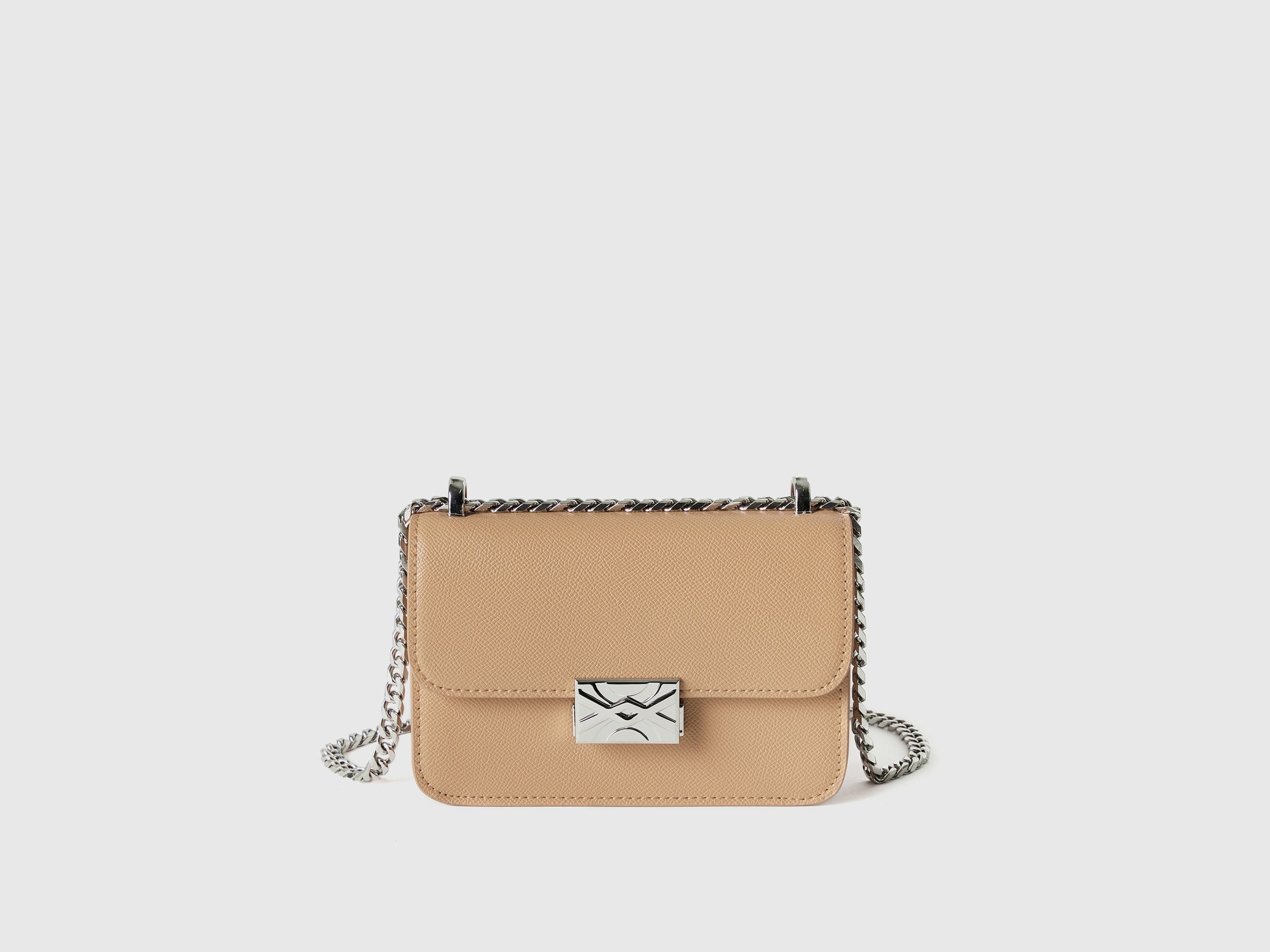 يونايتد كولورز اوف بينيتون حقيبة سادة مع سلسال نسائي