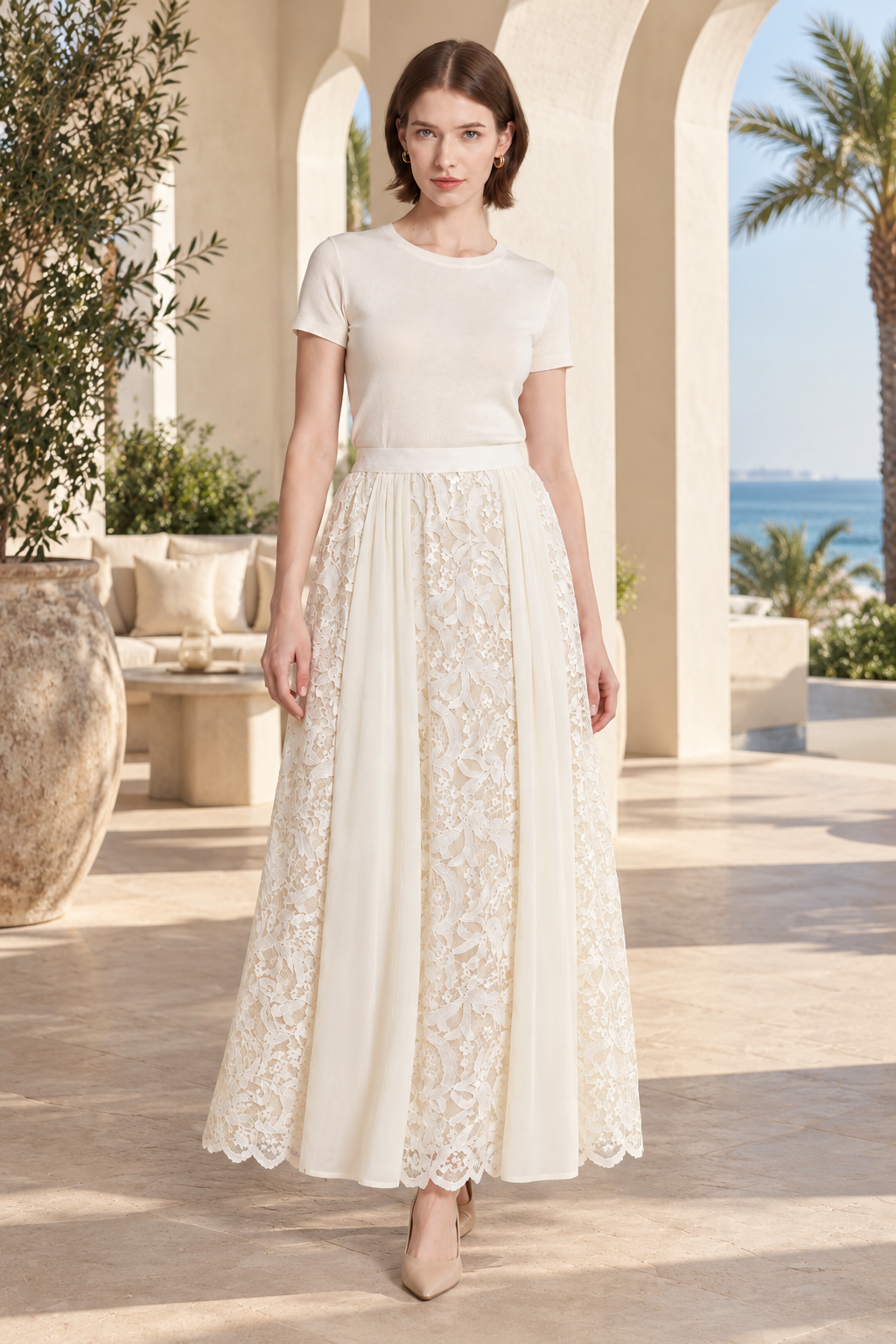 CH014-21Q203 white lifestyle - model Maria