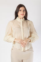 بلوزة مزينة بدانتيل بأزرار أمامية كم طويل نسائي