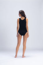 كارينا بودي سوت نسائي سادة كت من الميكروفايبر