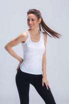 كارينا تانك توب حريمي قطن سادة