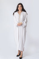 ديامانتين جلابية بأكمام طويلة مزينة بتطريز أمامي قصيرة نسائي أوف وايت