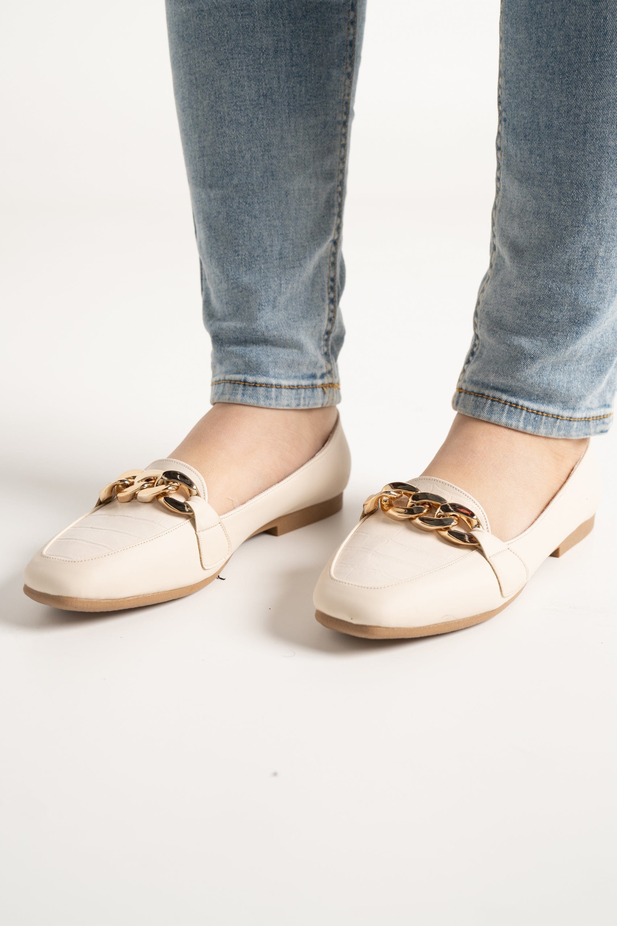 داليدرس حذاء رسمي بحلقات معدنية نسائي