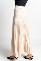 نتشي تنورة ميدي مضلعة سادة نسائي