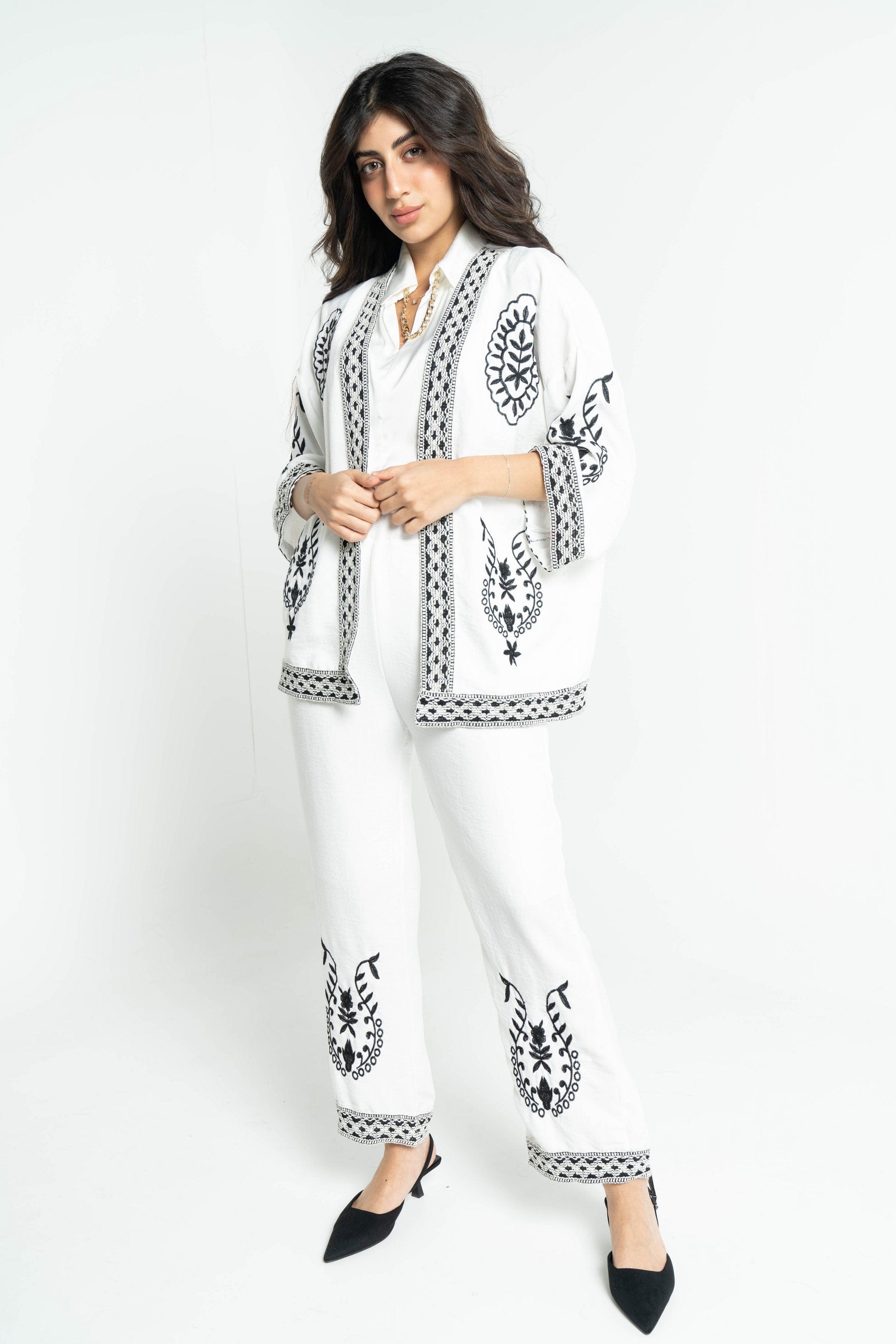 ببل فاشن كيمونو نسائي بكم قصير مطرز من الحواف