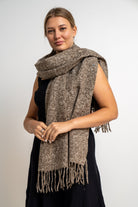 ميكا شال كبير منقوش بخيوط نسائى