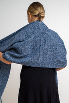 نتشي وشاح منسوج سادة