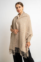 نتشي وشاح منسوج سادة