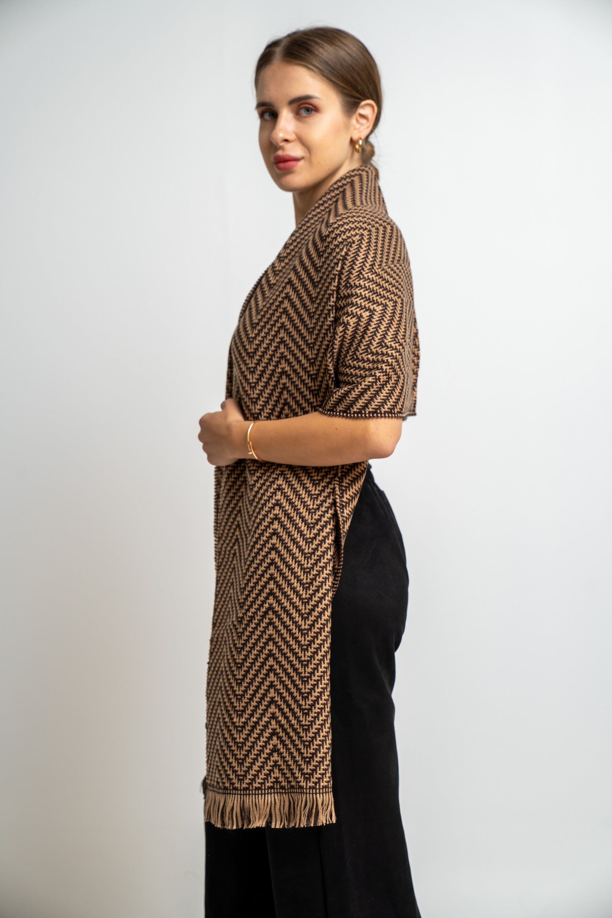 نتشي وشاح تريكو بألوان متداخلة نسائي