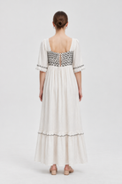 IY520S251EB off_white back - model alice