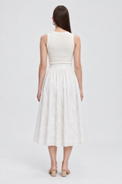 IY892S261AH white back - model Daria S