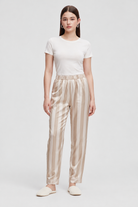 IY921S262CM gold full front - model Daria S